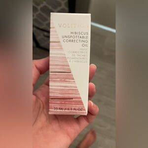 Volition Hibiscus Unspottable Correcting Oil - Pink and White